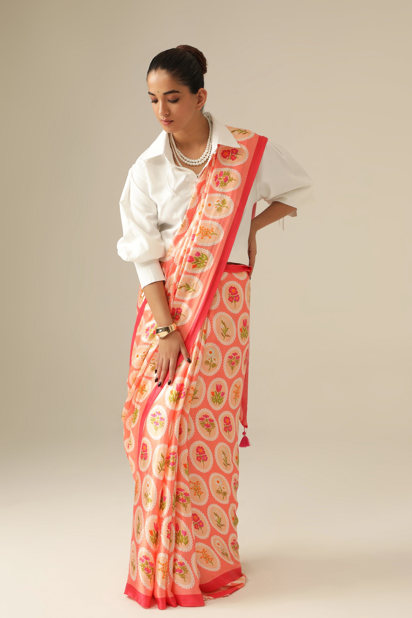 BLUSH PINK FLORAL FRAME SAREE