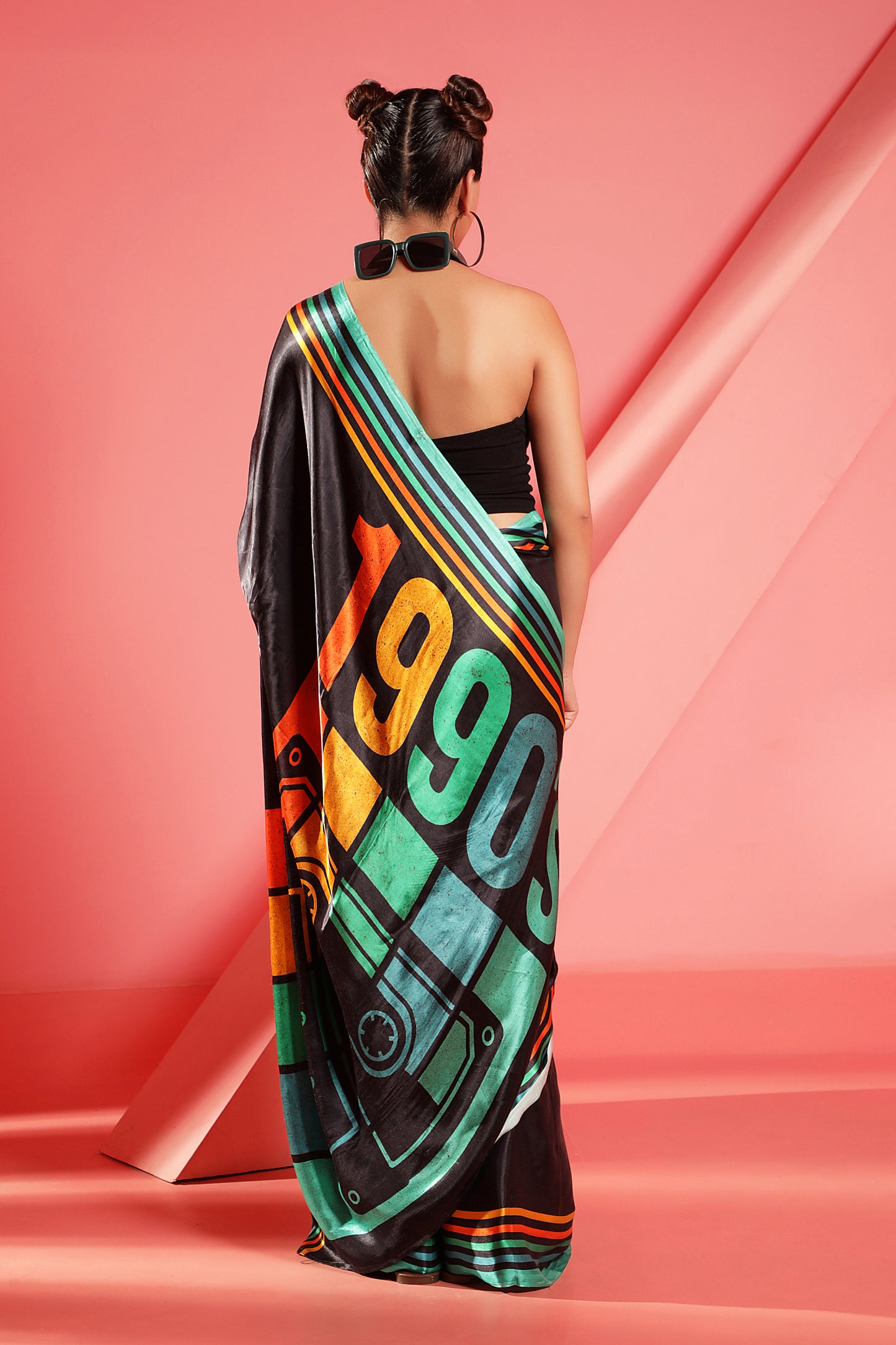 RETRO VIBES 90ÕS SAREE