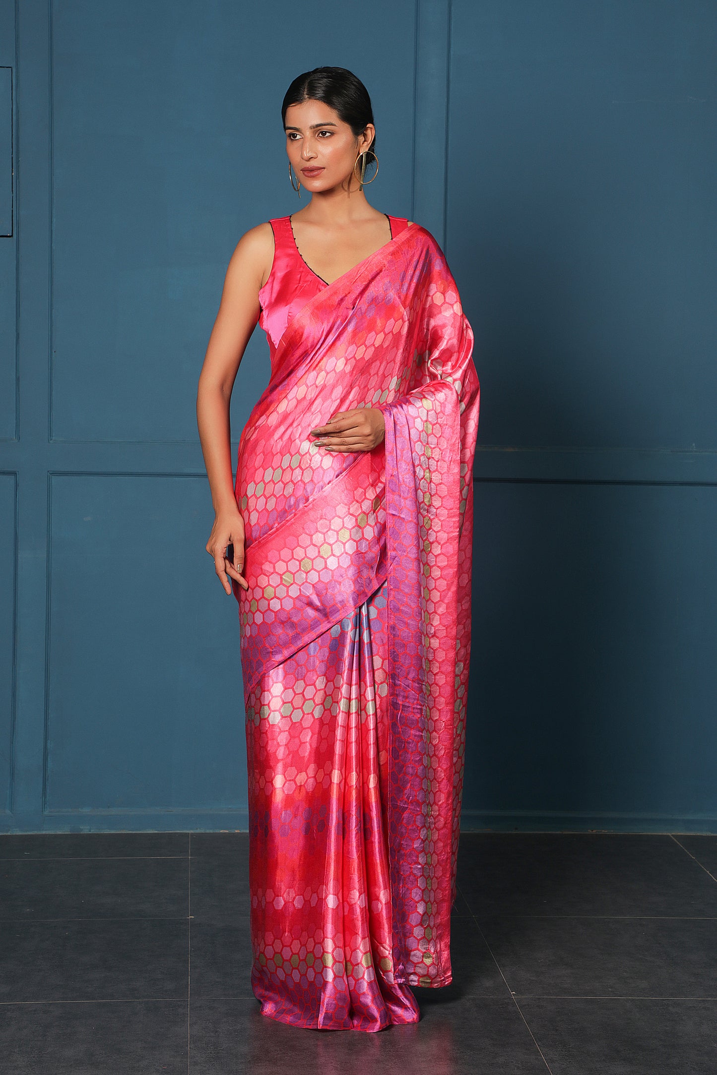 FUCHSIA GLOW SAREE