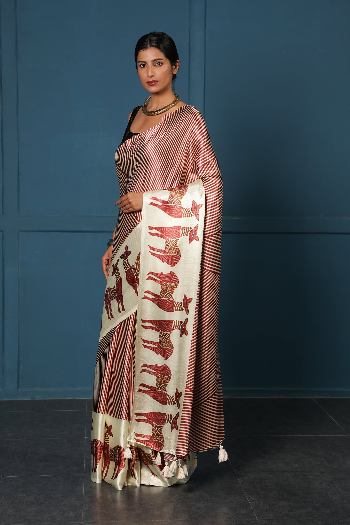 ABSTRACT DEER SAREE