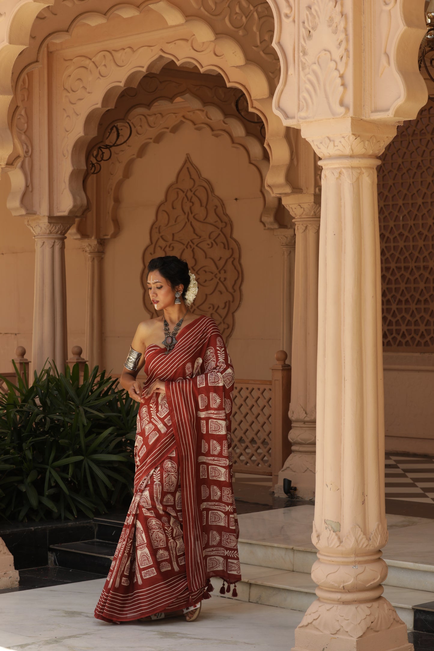 ECHOES OF TRADITION SAREE