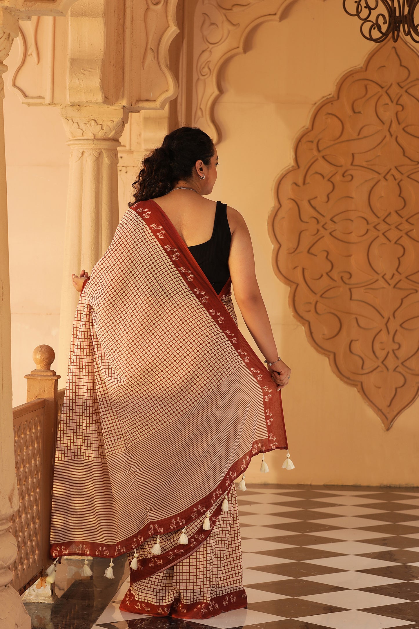 CHECKED MAYURA BORDER SAREE